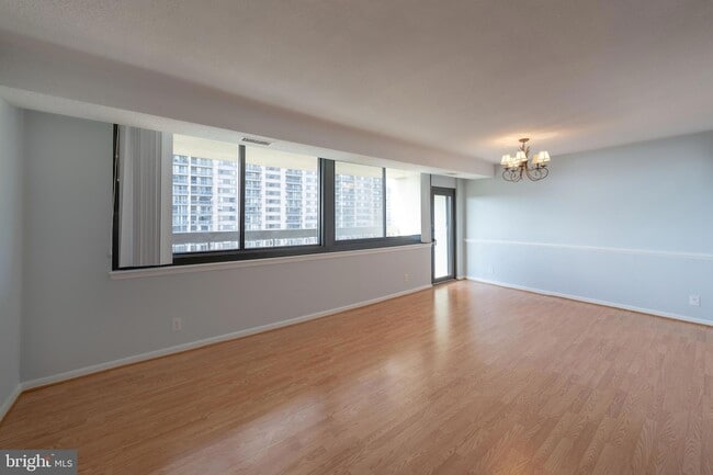 Photo - 5501 Seminary Rd Unidad 1113S