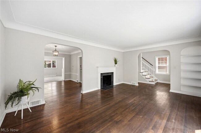 Photo - 3889 Grenville Rd