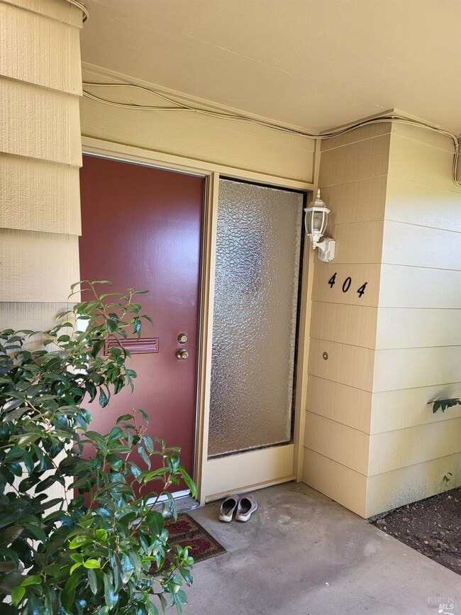 Building Photo - 404 Meadowgreen Dr Rental