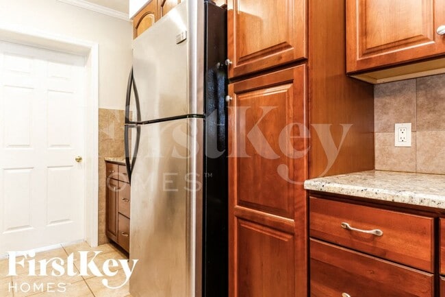 Photo - 3113 Union St N