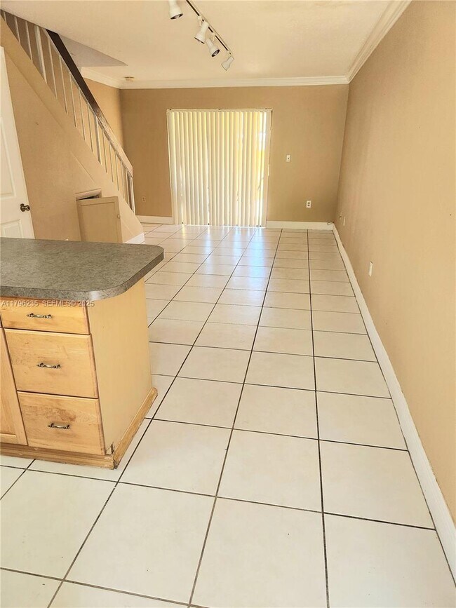 Photo - 11795 SW 18th St