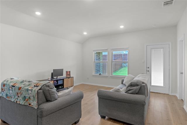 Photo - 2907 Hadley Dr