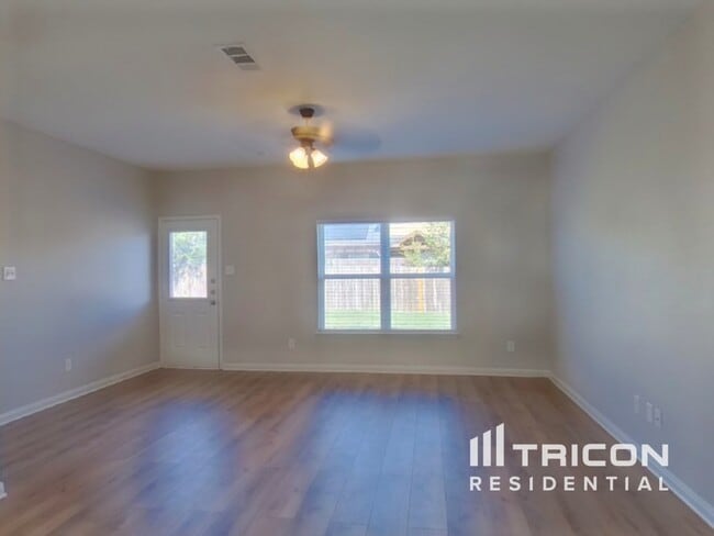 Photo - 6173 Chalk Hollow Dr