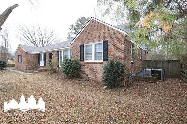 Photo - 7165 Alexander Rd