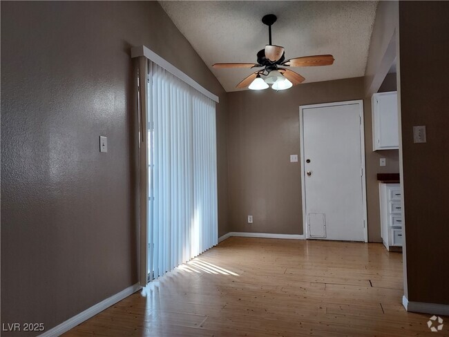 Building Photo - 6831 Legalla Ln Rental