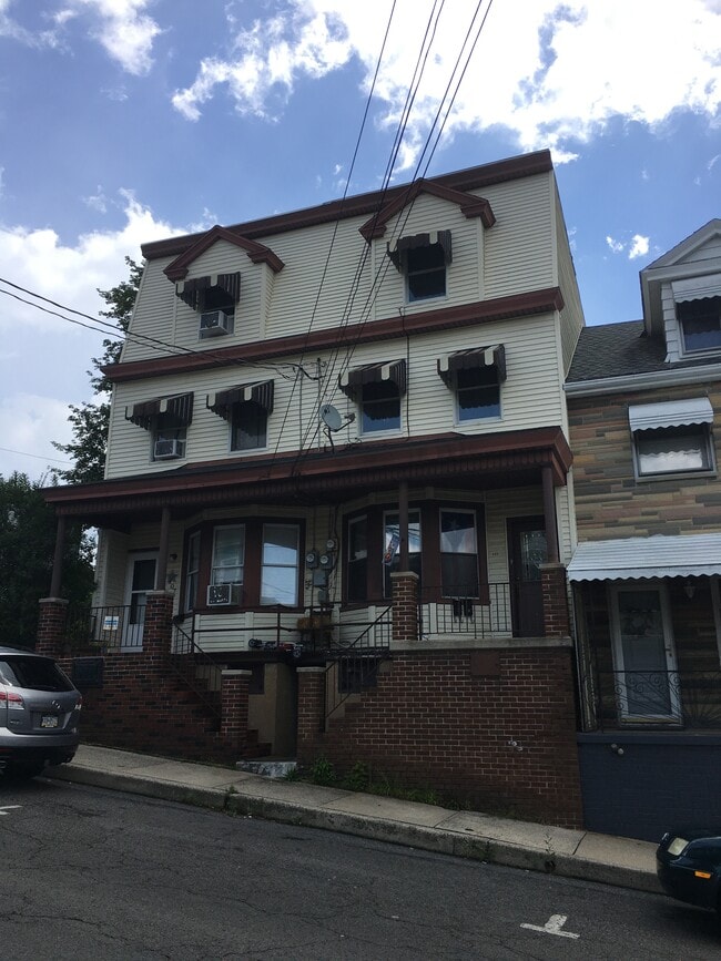 405 N. 2nd St Unidad 2