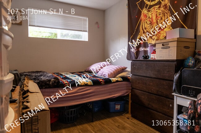 Photo - 2 bed, 1 bath basement suite in Northeast Regina Unit B