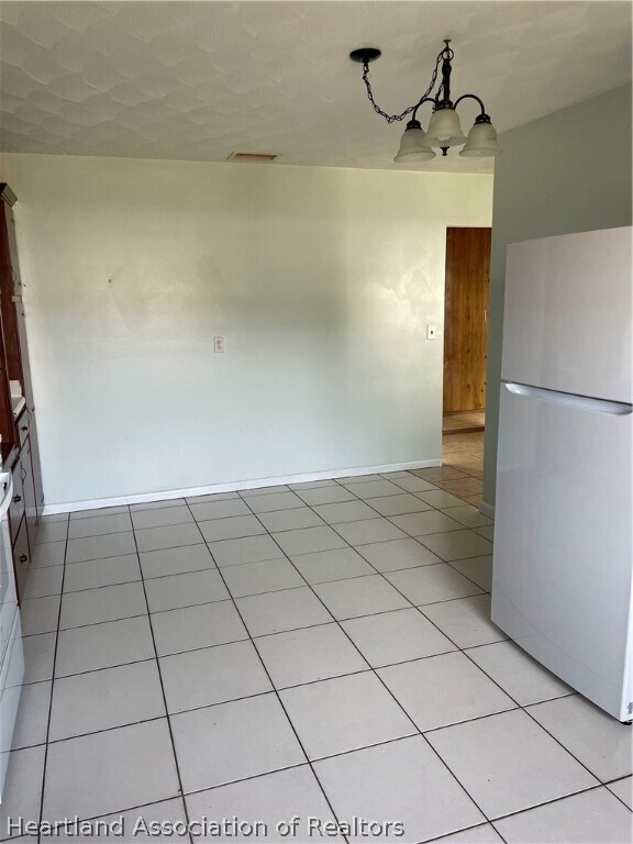 Photo - 338 E Hibiscus St