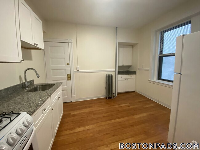 Building Photo - 885 Massachusetts Ave Unit 14 Rental