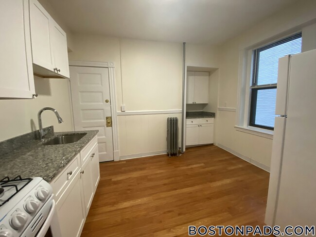 Photo - 885 Massachusetts Ave Apartment Unit 14