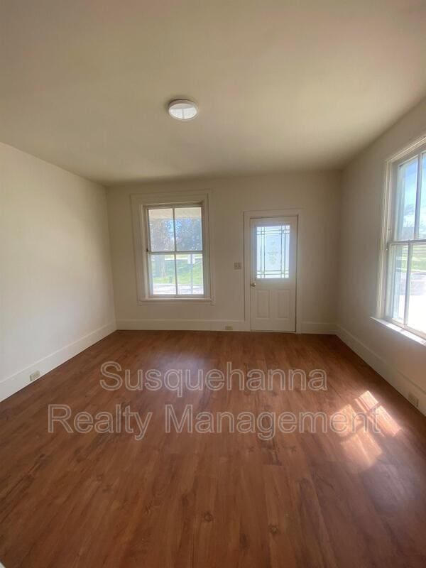 Photo - 171 E Derry Rd Unit #1