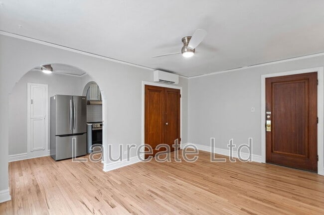 Photo - 1050 N Pearl St Unidad #303