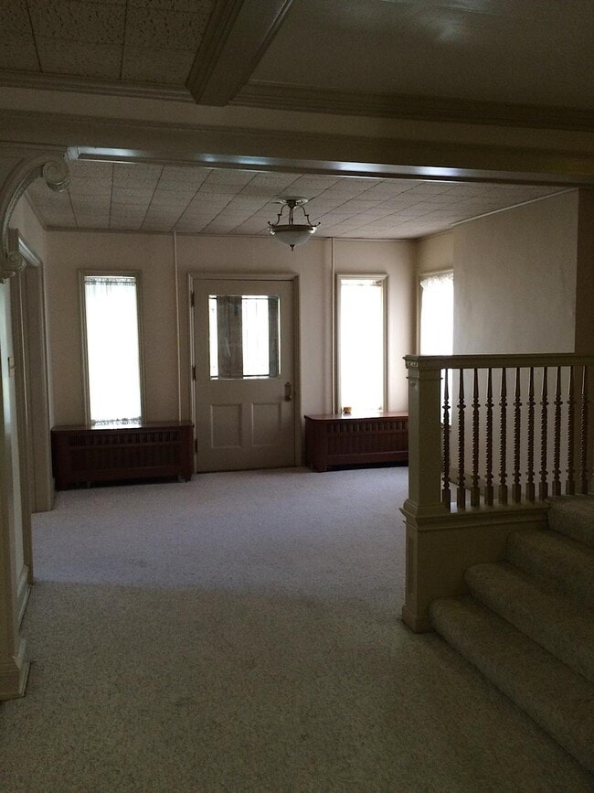 Foto principal - 419 S Atlantic Ave Unidad 1st  2nd floors