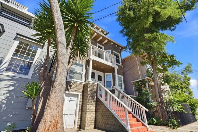 Photo - 2533-2535 Filbert Street