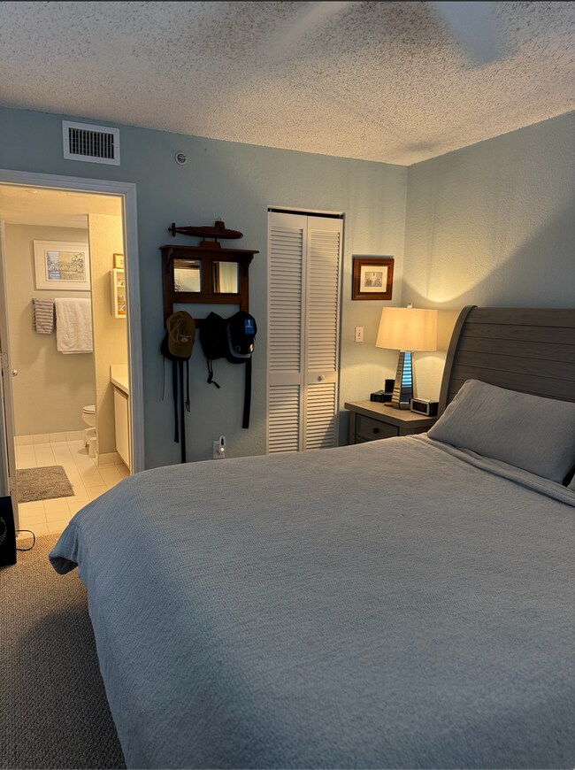 Spacious 2BR/2BA in Salt Ponds Condo Unf... Condo for Rent in Key