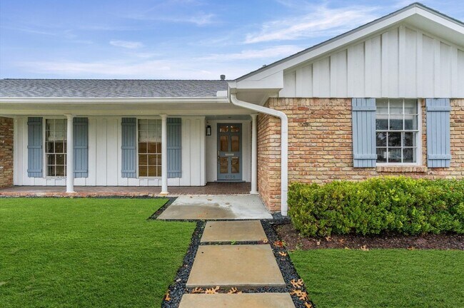 Photo - 6158 Burgoyne Rd