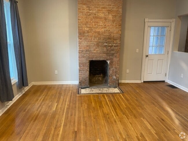 Building Photo - 21 Portsmouth Terrace Unit Up Front Rental