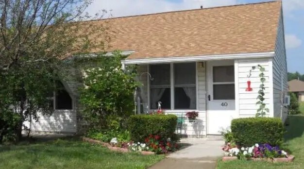 Photo - 408 Old State Rd