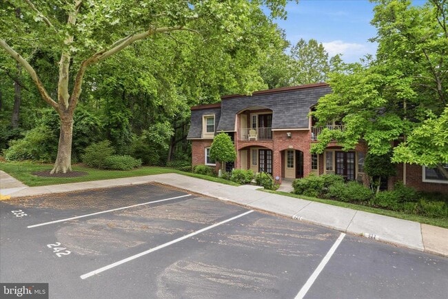 Photo - 8114 Colony Point Rd Unit 241