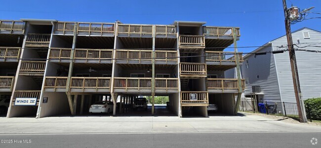Building Photo - 505 Carolina Beach Ave N Unit 2e Rental