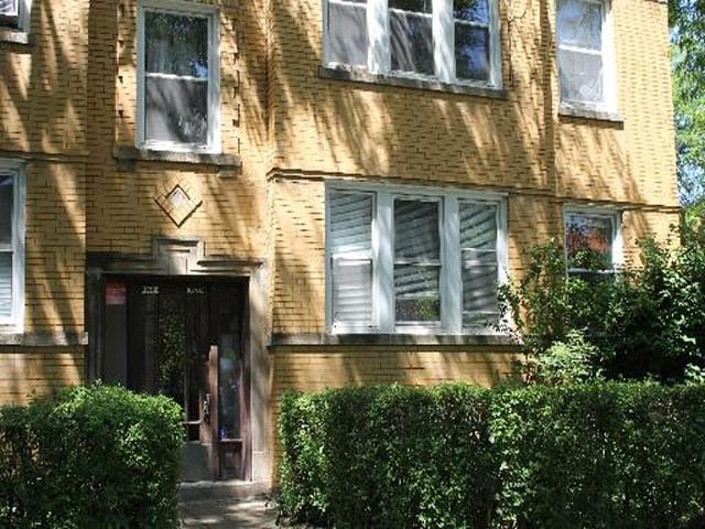 3700 W. Cornelia - 3700 W. Cornelia