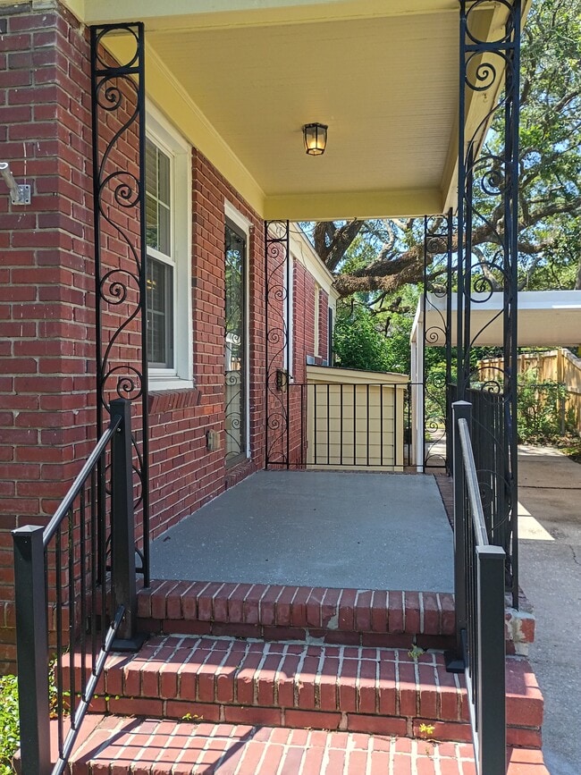 Photo - 37 Yeadon Ave