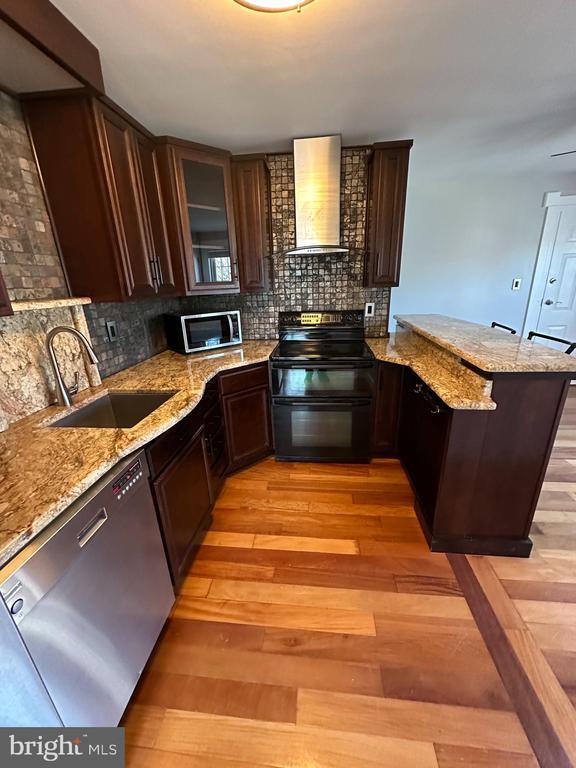 Photo - 1800 Dewitt Ave Unit F