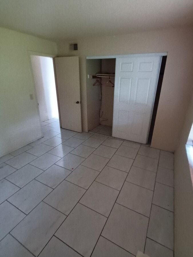 Photo - 1900 Honour Rd Unit 20