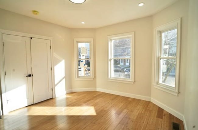 Photo - 75 Wareham St Unit 1
