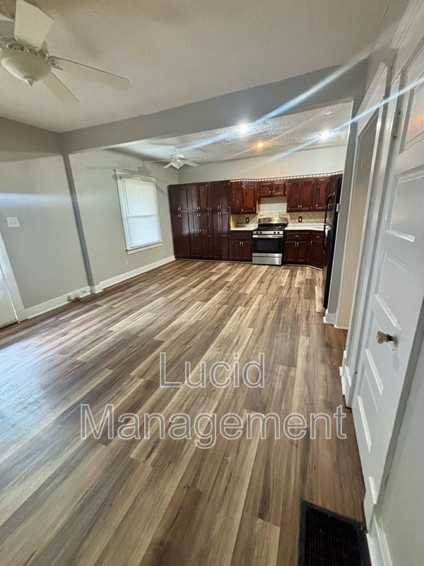 Photo - 1015 Sale Ave