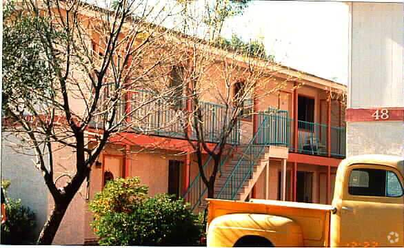 Photo - Santa Barbara Apartments