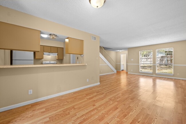 807 Castle Ridge Rd Unidad C