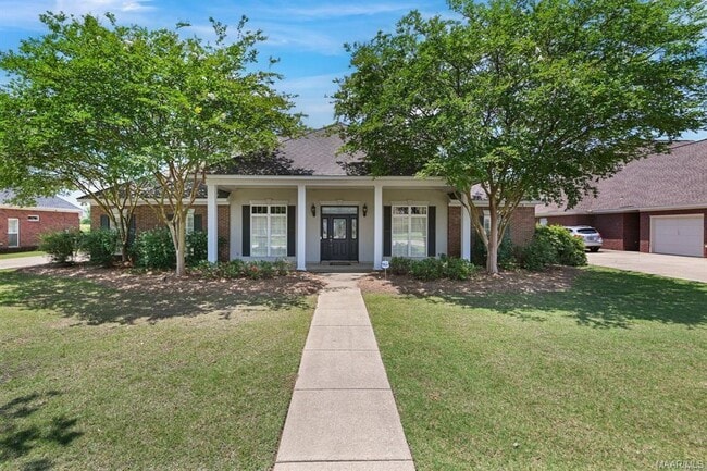 Building Photo - 8318 Chadburn Way