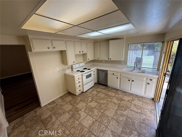 8170 Crowley Cir
