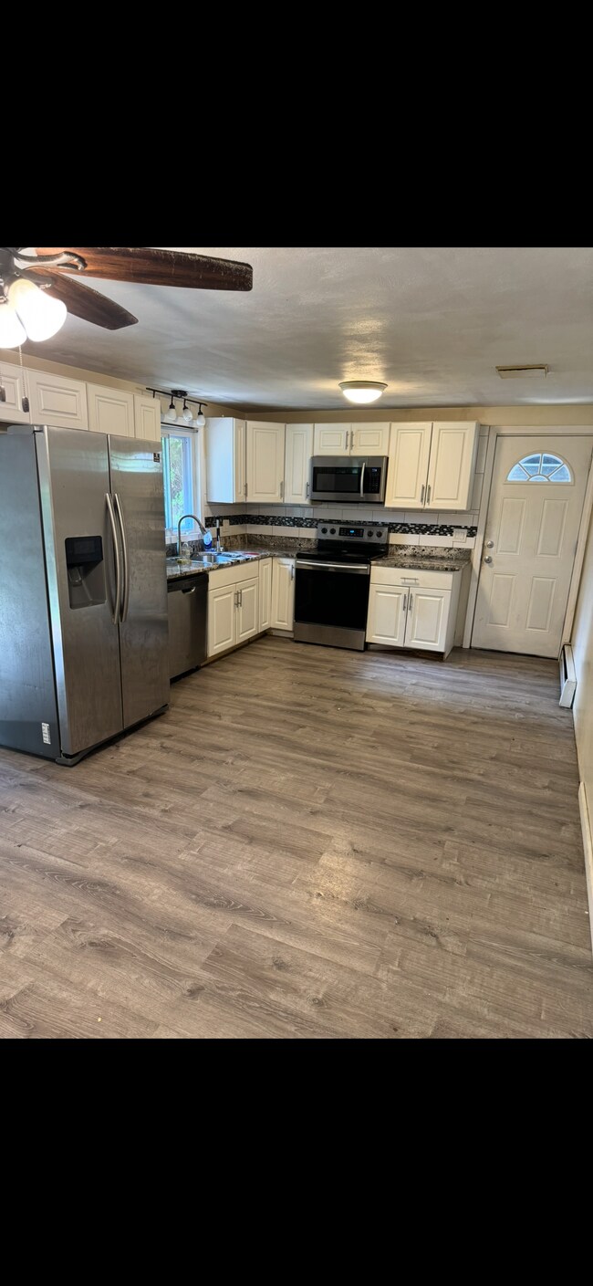 Photo - 92 Rambler St