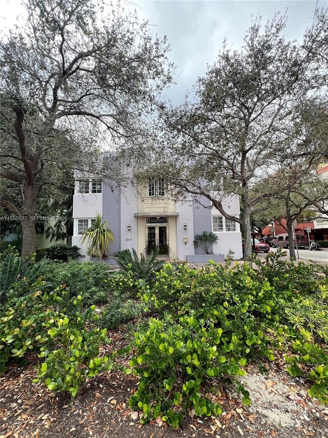 Building Photo - 260 Euclid Ave Unit 28