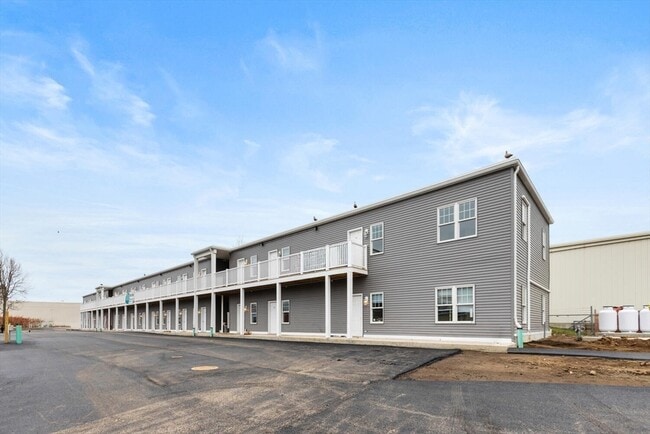 Photo - 50 R Maplewood Ave Unit 101