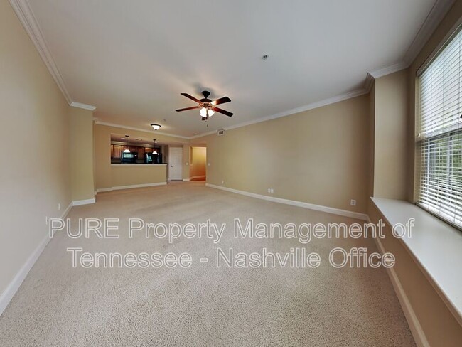 Photo - 2000 Newark Ln Unit G200