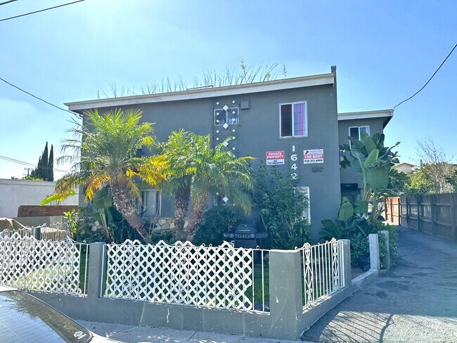 259th Pl Apts