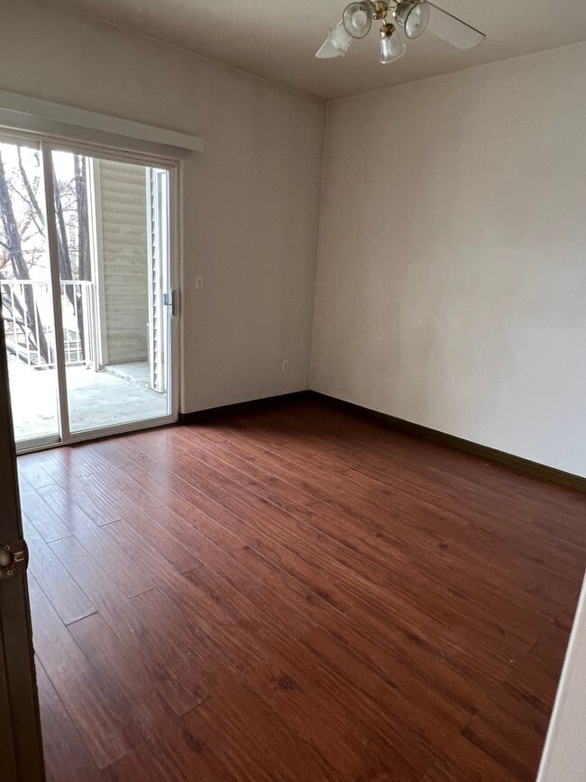 3845 Canyon River Wy Unidad 2