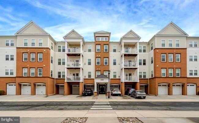 Photo - 24660 Woolly Mammoth Ter Unit 404