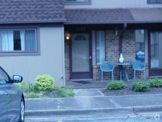 Building Photo - 1122 Willow Green Dr Rental