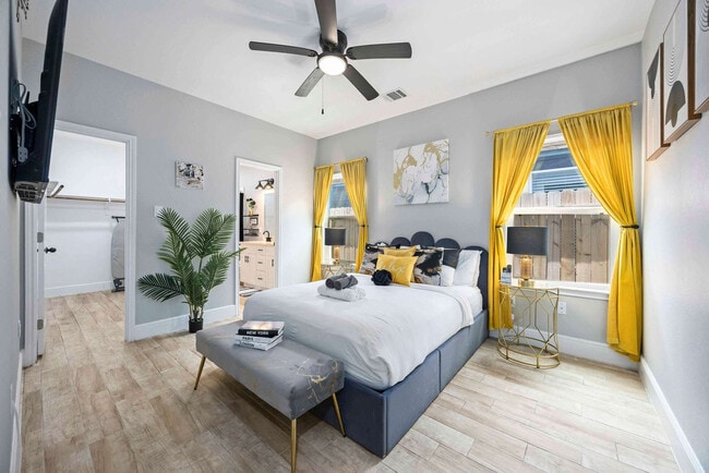 Photo - 8138 Bassett St Unidad ID1257505P