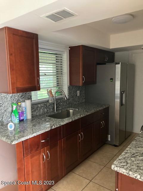 Photo - 872 Americana Blvd NW