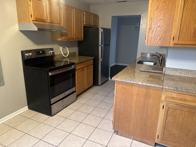 Photo - 4607 Deepwood Ct