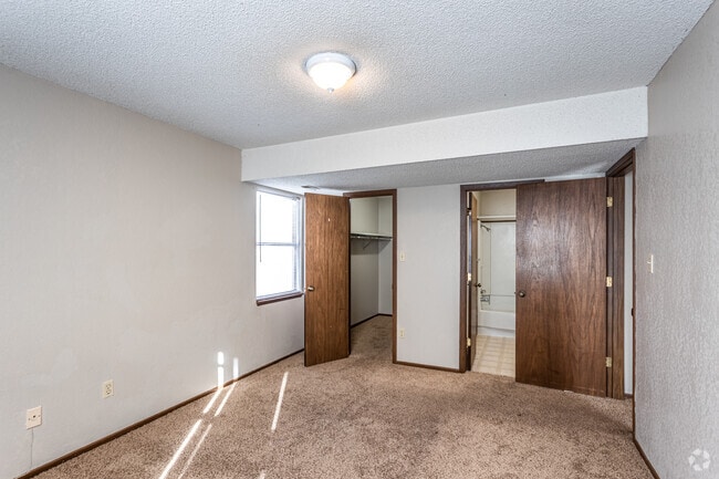 Willow Run Apartments