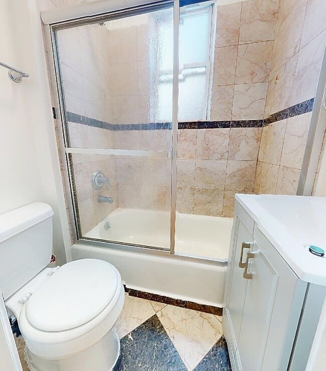Photo - Bradhurst Avenue Unit 4N