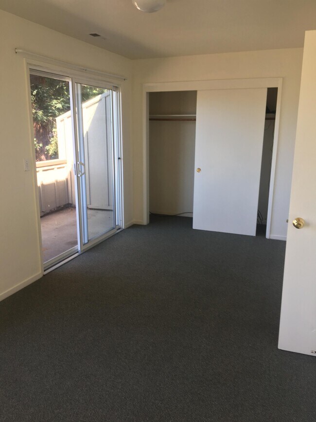 Photo - 149 Hunolt St