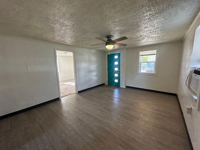Photo - Attached one car garage! Pet Friendly!