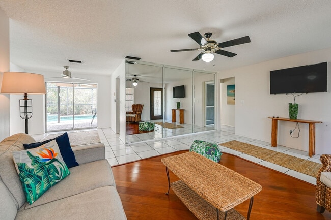 4261 Pearl Harbor Dr Unit SI ID1546170P